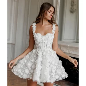 Sophisticated White Short Wedding Dress with 3D Floral Embellishment Prom Dresses Square Neckline Sleeveless Cocktail Dress